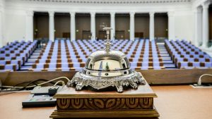 НА ЖИВО: Депутатите гласуват новия правилник за работа на Народното събрание