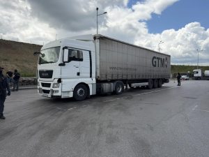 ГДБОП разби международен канал за контрабанда на цигари на магистрала Струма