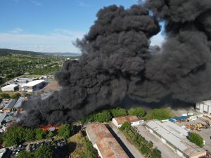 Овладяха големия пожар в склад за пластмаса край Стара Загора