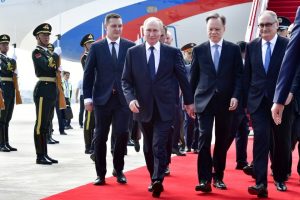 Путин пристига на двудневно посещение в Китай за среща със Си Дзинпин