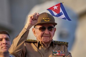 САЩ повдигнаха обвинения срещу бившия кубински президент Раул Кастро за убийство