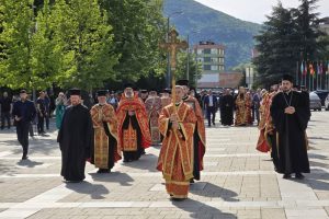 Сливен посрещна честната ръка на Свети Георги Победоносец