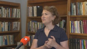 "Възприех го като мисия": Катя Недокланова възроди читалището и библиотеката в Мурсалево