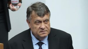 Проф. Георги Вълчев назначи проверка на заместника си Ася Панджерова за конфликт на интереси
