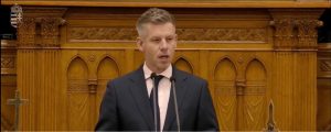 Правителството на Петер Мадяр пое властта в Унгария с обещания за радикални реформи