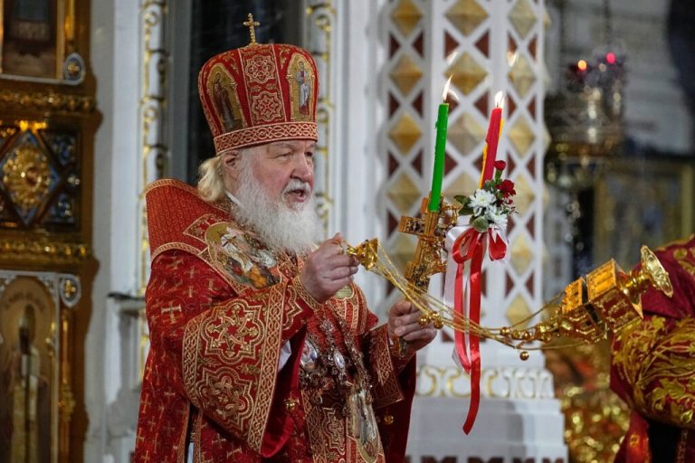 ЕС подготвя нови санкции срещу патриарх Кирил с подкрепата на Унгария ЕС подготвя нови санкции срещу патриарх Кирил с подкрепата на Унгария