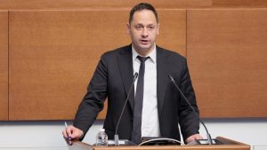 Нови промени в правилника на НС: „Прогресивна България“ замразява депутатските заплати