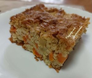 Здравословен овесен пай с ябълки и моркови: Рецепта от рубриката „Гастрогуру“
