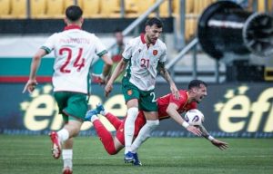 "Лъвовете" отстъпиха пред Черна гора под проливния дъжд в Пловдив