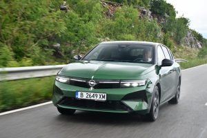 Opel Astra вече е без предни фарове за мъгла в полза на Intelli-Lux HD технологията