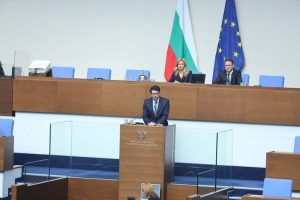 Атанас Пеканов: Едва 7.5% от средствата по Фонда за справедлив преход са разплатени