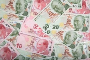 Прогноза: Инфлацията в Турция ще падне под 20 на сто през 2027 г.