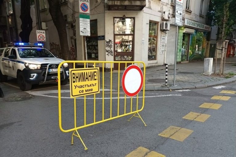 От 8 юни започва мащабно миене на улици в район „Триадица“ в София От 8 юни започва мащабно миене на улици в район „Триадица“ в София