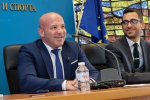 И Енчо Керязов представя приоритетите и екипа си във вторник