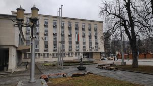 22-годишен рецидивист с 10 присъди остава в ареста след нови кражби в Габрово