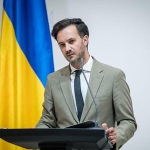 Георгий Тихий: Украйна купува военното оборудване от България, не го получава безплатно