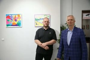 Александър Панайотов представя „Докосване“: 52 картини за един по-оптимистичен свят