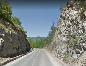 200 лв. глоба за водач, изпреварвал на забранени участъци на пътя Смолян - Асеновград