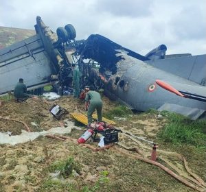 Индийски военен самолет Ан-32 се разби при кацане в базата Джорхат