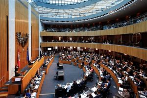 Австрия удължава граничния контрол в Шенген въпреки призивите на Брюксел