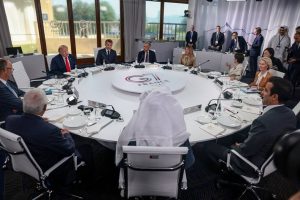 Случайно включени микрофони разкриха тайните разговори на лидерите от Г-7 в Евиан