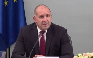 Радев: Няма да допуснем санкции срещу Русия, които да рефлектират върху нашата икономика