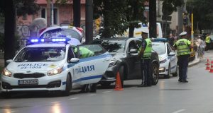 Над 130 хиляди държавни служители и полицаи ще плащат лични осигуровки