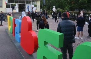 Защо обществото отказва да повярва в рекордните резултати от матурите?