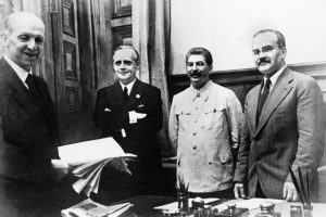 Как Сталин беше измамен от Хитлер за нападението на 22 юни 1941 г.