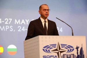 Михал Шчерба: Владимир Путин е военнопрестъпник, а Русия е терористична държава