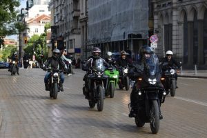 Застраховка за мотор за 6 месеца: Цената ще падне с до 30%, но не наполовина