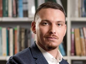 Адриан Николов: Високият разход за чиновниците става непоносим на фона на топящото се население