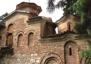 Общината купува частен имот, за да не изникне блок до Боянската църква