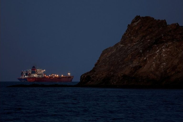 САЩ нанесоха удари по Иран след атака срещу кораб в Ормузкия проток САЩ нанесоха удари по Иран след атака срещу кораб в Ормузкия проток