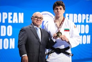 Втори медал от турнира за Гранд при за джудиста Виктор Скерлев