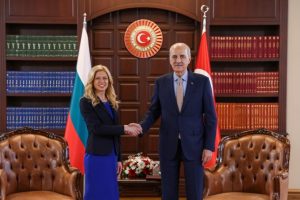 Михаела Доцова и Нуман Куртулмуш обсъдиха в Истанбул сигурността на границите и партньорството в НАТО