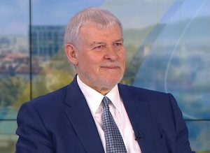 Румен Христов се оттегля от лидерския пост в СДС след два мандата