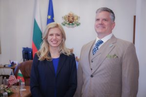 Михаела Доцова и Х. Мартин Макдауъл обсъдиха стратегическото партньорство и отпадането на визите за САЩ