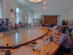 Бюджетна комисия разреши изтеглянето на нов държавен дълг до 3,8 милиарда евро