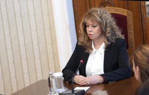 Илияна Йотова открива международното изложение за отбрана „Хемус 2026“ в Пловдив