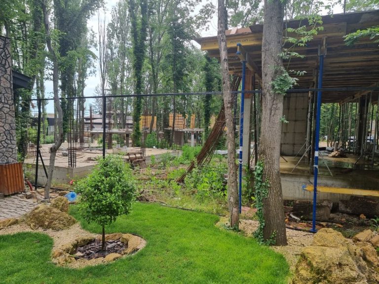 Казусът "Баба Алино": Собственици на незаконния комплекс край Варна внесоха петиция