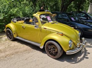 „Болярски ретро събор“ събира над 200 класически автомобила във Велико Търново