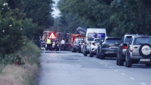 Минута е деляла автобуса от пламъци: Пожарникари предотвратиха масова трагедия на „Челопешко шосе“