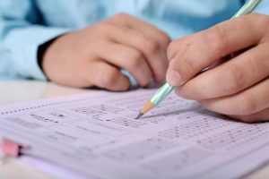 Над 53 000 ученици се явяват днес на НВО по математика след 4-ти клас