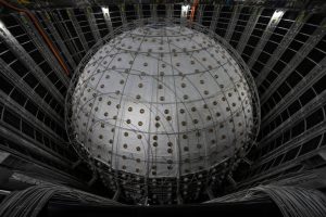 Подземната обсерватория JUNO разгадава тайните на неутриното с рекордна точност