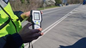 С над 3,50 промила: Пиян шофьор катастрофира с общински камион в Слънчев бряг