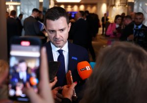 Тимчо Муцунски потвърди: Скопие не променя позицията си за Конституцията