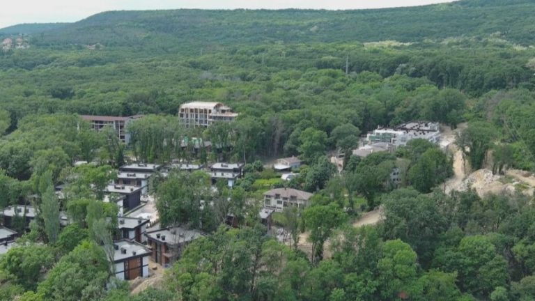СПЕЦИАЛНО: Незаконният град край Варна – какво установи проверката на Нотариалната камара СПЕЦИАЛНО: Незаконният град край Варна – какво установи проверката на Нотариалната камара
