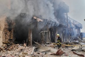 Войната в Украйна: Десетки руски дронове атакуваха Харков, Суми и Одеса
