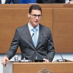 „Прогресивна България“ предлага 3,8 млрд. евро нов дълг и свиване на партийната субсидия